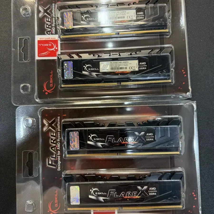 Gskill DDR4 3200 CL14 , 16gb * 2 , 32GB