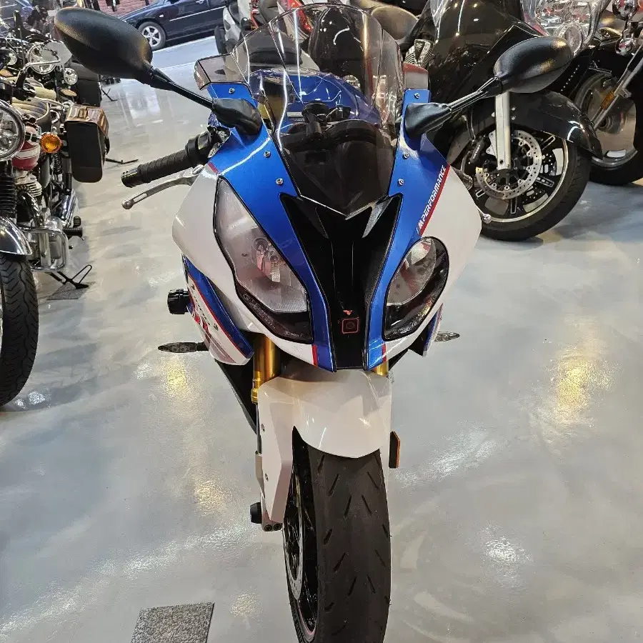 BMW S1000RR 18년식중고차량판매합니다