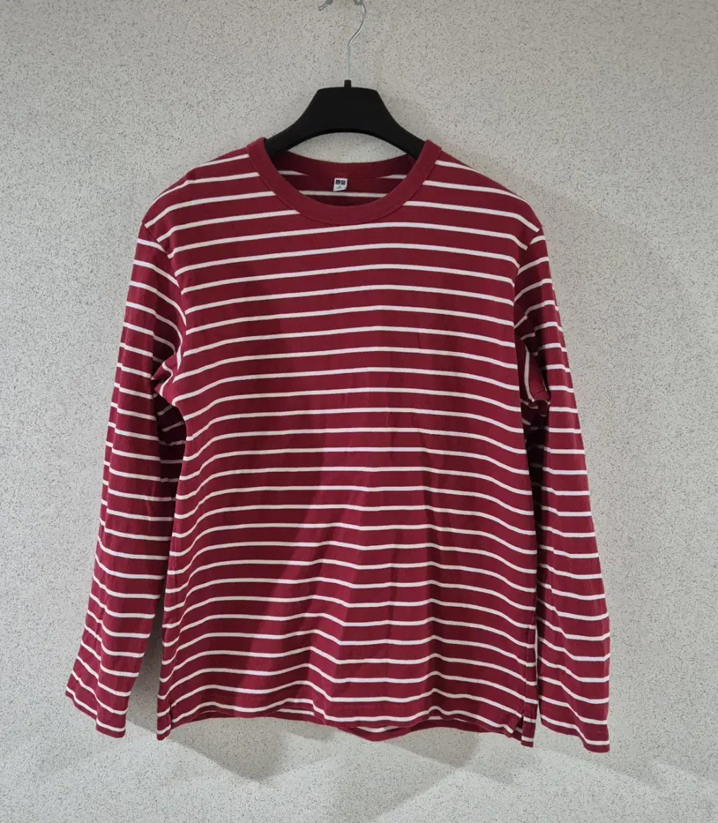 Uniqlo Streaks Long Sleeve Tee Size XL