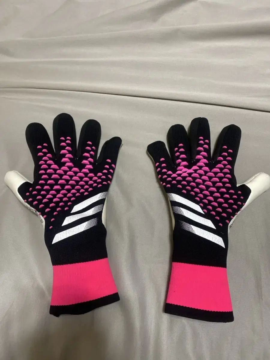 Adidas Prodetor Goalkeeper Gloves URG2.0