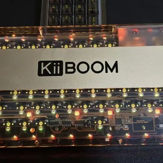 KiiBOOM PHANTOM 81 +KiiBOOM PHANTOM 21