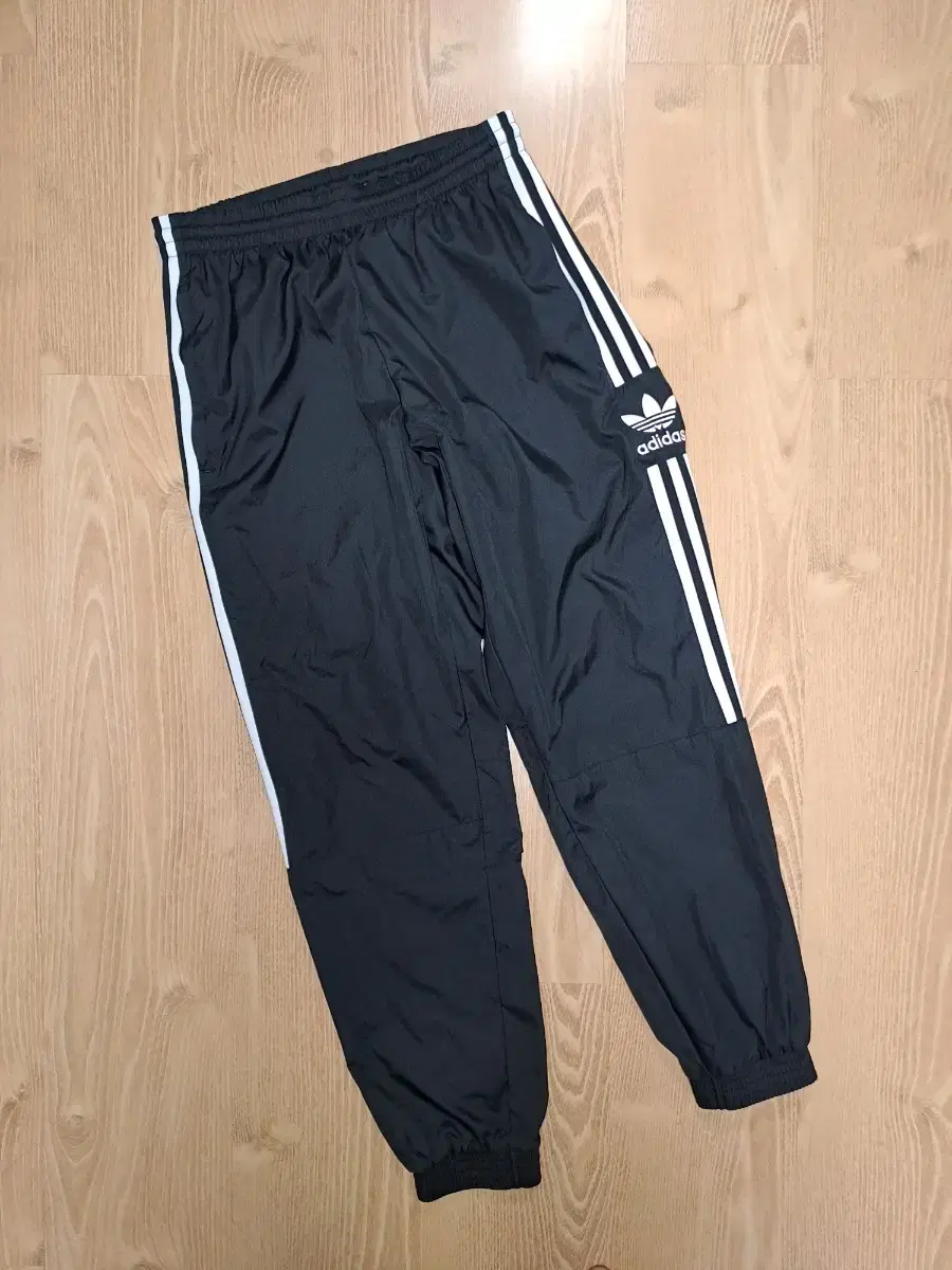 Men's Adidas Jogger Pants size 100