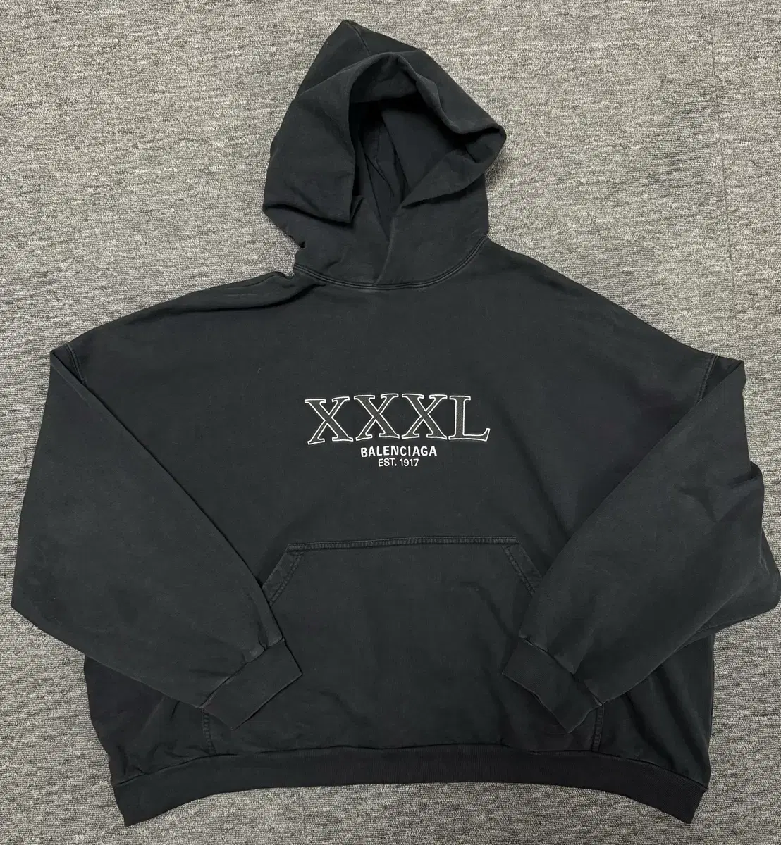 [2]Balenciaga XXXL Hoodie