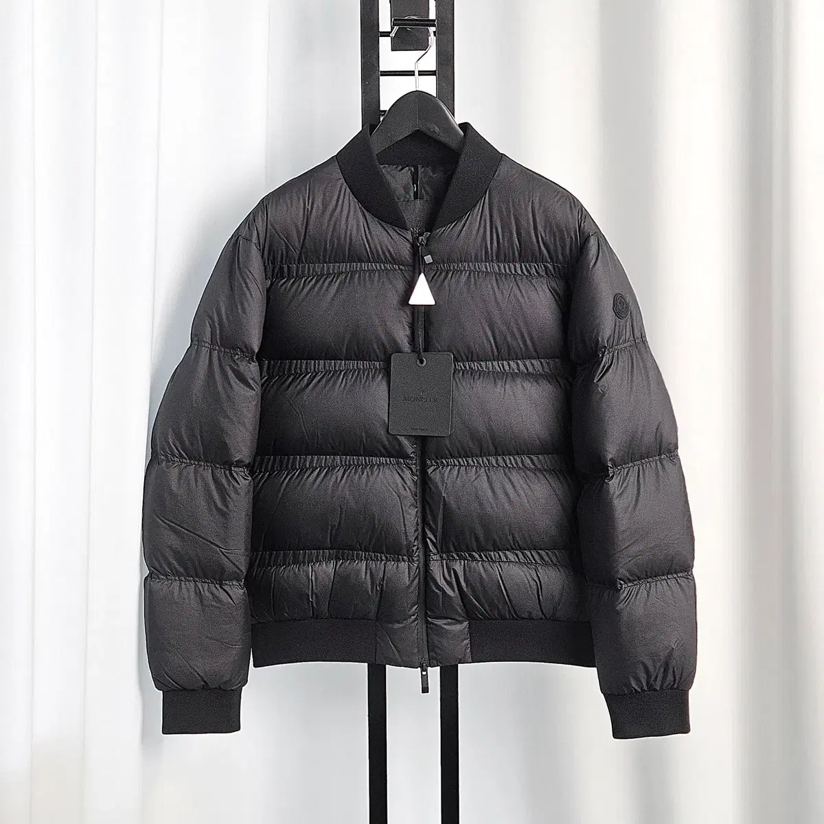 24FW MONCLER 몽클레어 VIOZ 패딩 블랙 남성용 [2]