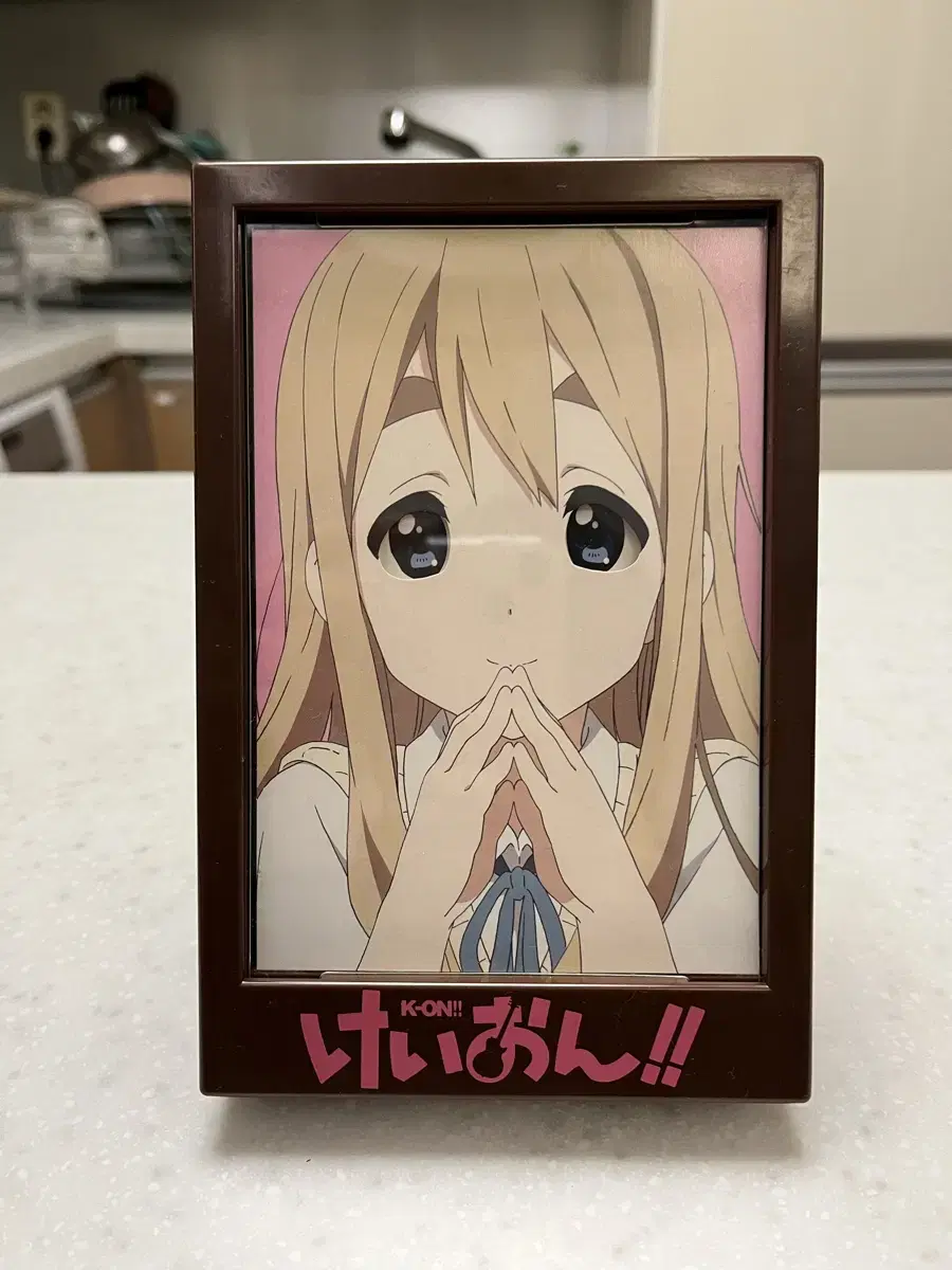 Keon Kotobuki Tsumugi lenticular piggy bank