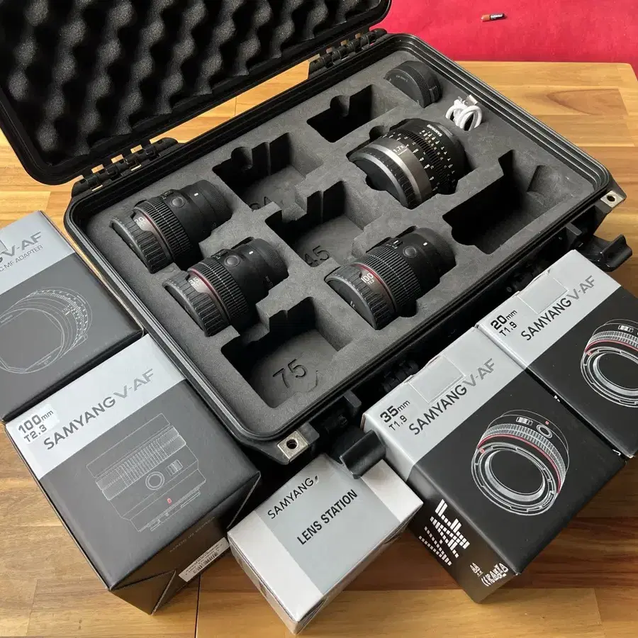 삼양 V-AF 20mm, 35mm, 100mm , 아나모픽 아뎁타, 전용