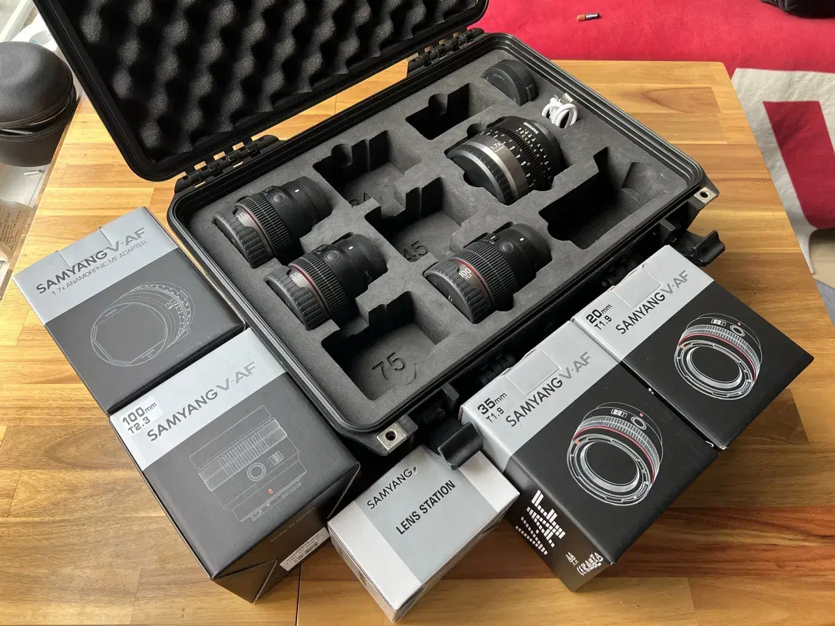 삼양 V-AF 20mm, 35mm, 100mm , 아나모픽 아뎁타, 전용