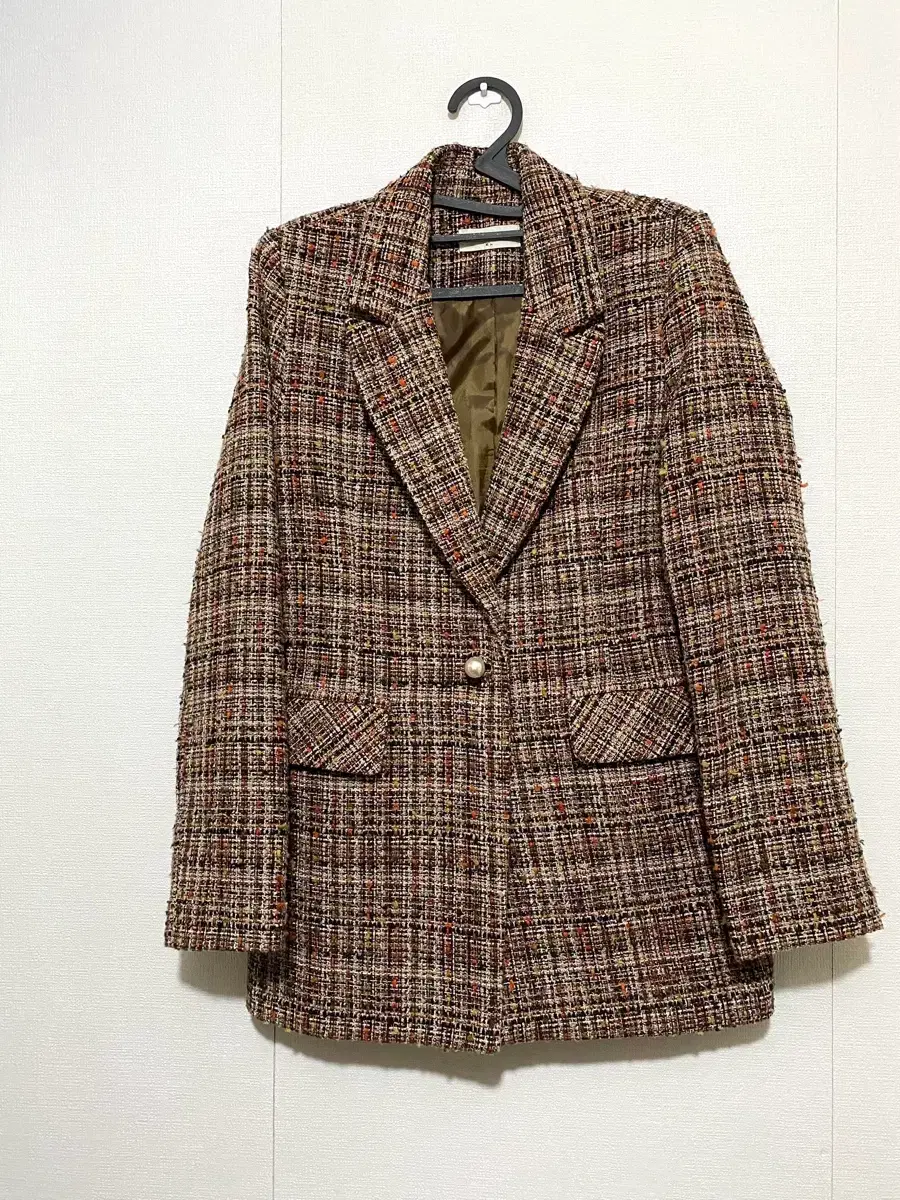 Wheat-and-eye tweed jacket