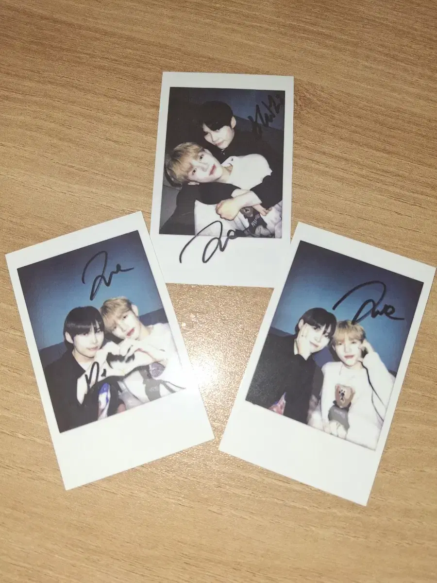 ZB1 zhang hao sung hanbin polaroid Scanned by