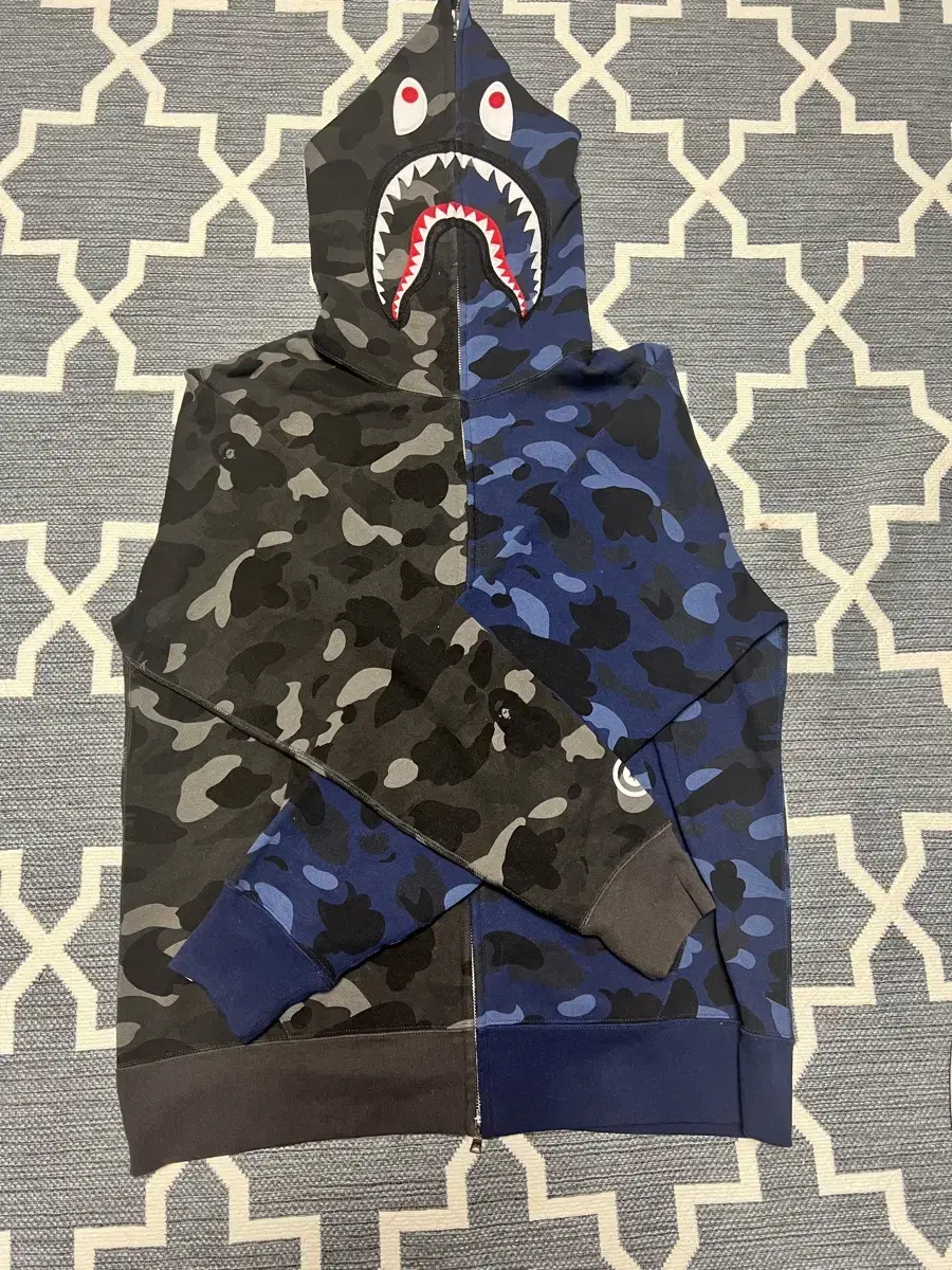 Vape Asura Blue and Black Shark Hoodie 2XL