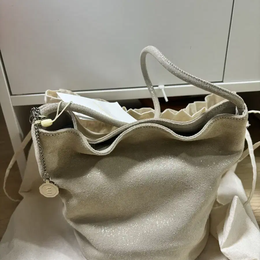 미닛뮤트 TOBO bag shinning 토보 샤이닝백