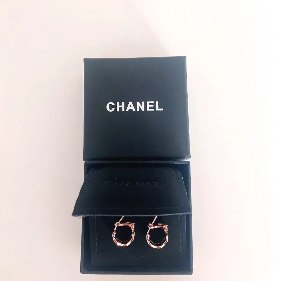 [급처!!! 상태좋음] CHANEL 샤넬 귀걸이