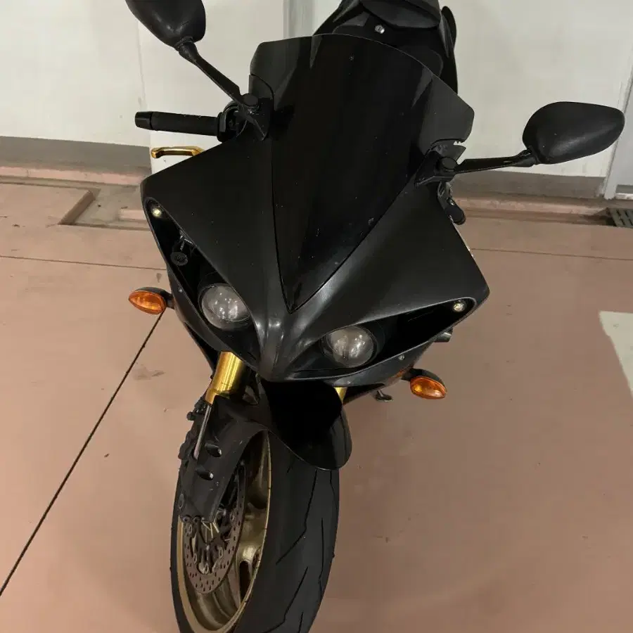 야마하 YZF R1