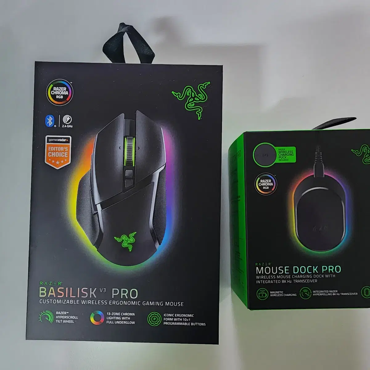 [레이저/RAZER] 바실리스크 V3 PRO 무선 충전 팩