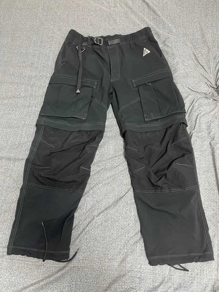 Nike ACG Smith Summit Chicago Pants Size M Black