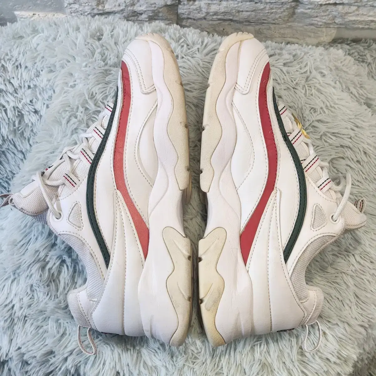 휠라 운동화 Fila Ray Classic White With Red