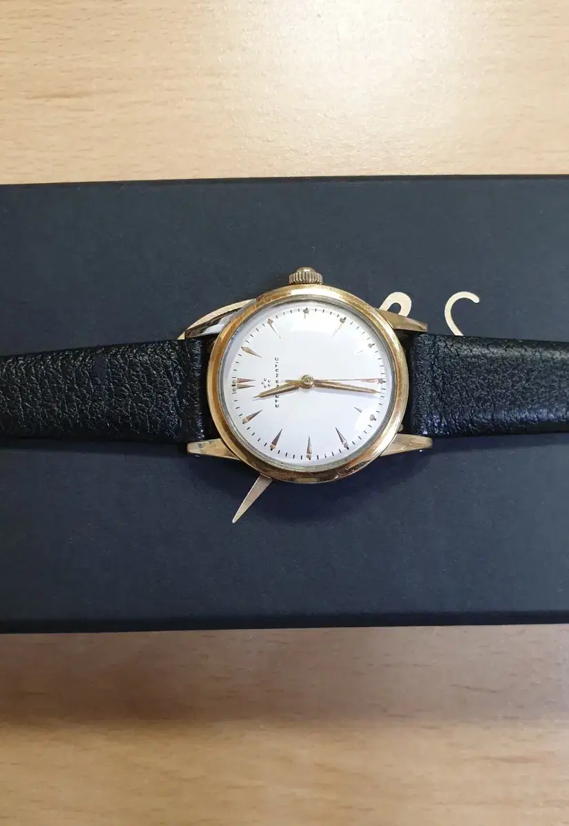 eterna matic   18k gold 캡 오토매틱 시계 교횐가능