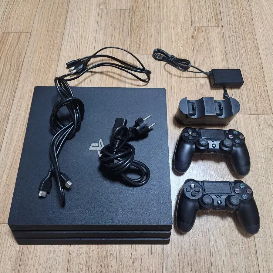 PS4 PRO 1TB (CUH7017)