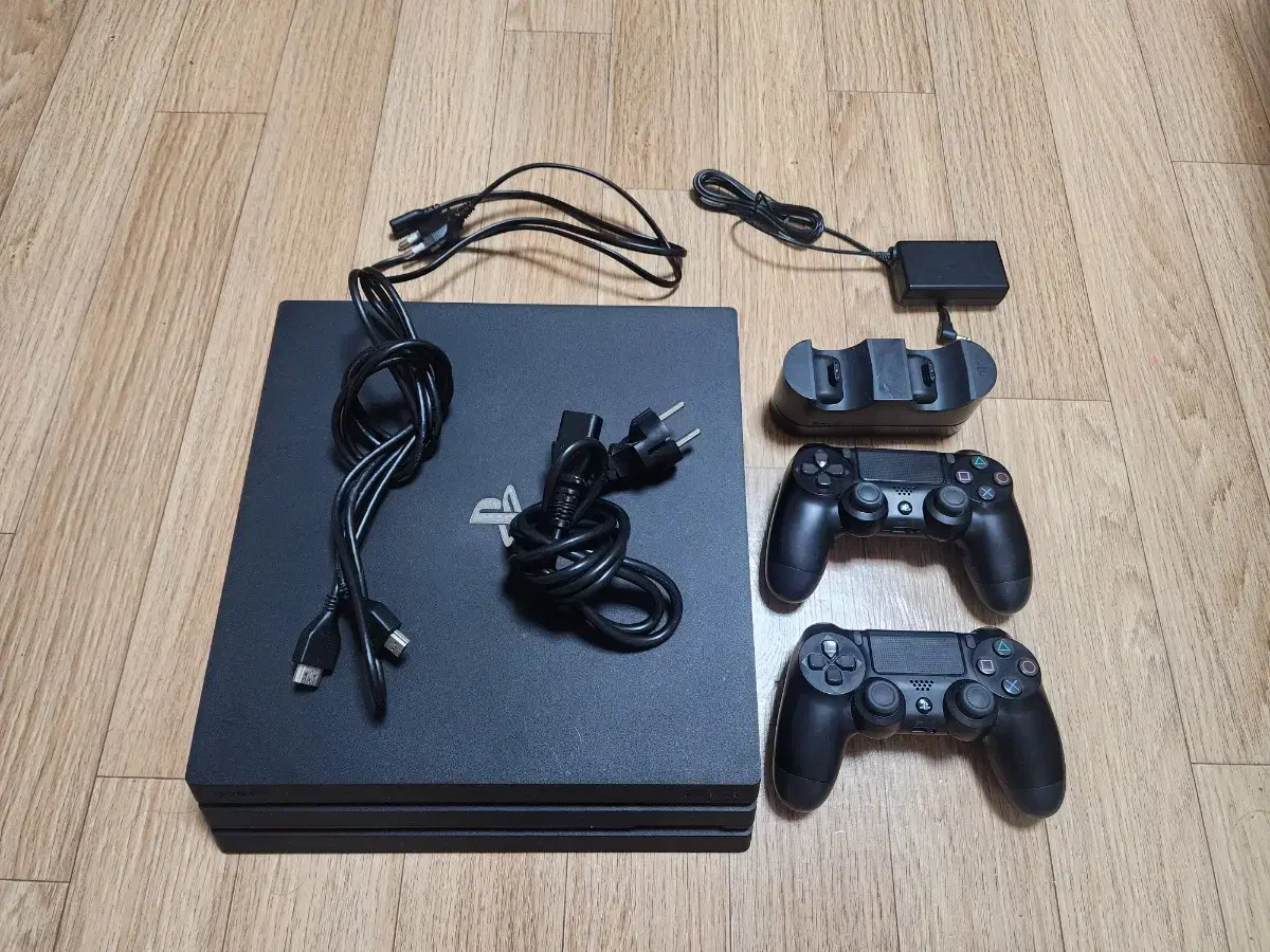 PS4 PRO 1TB (CUH7017)