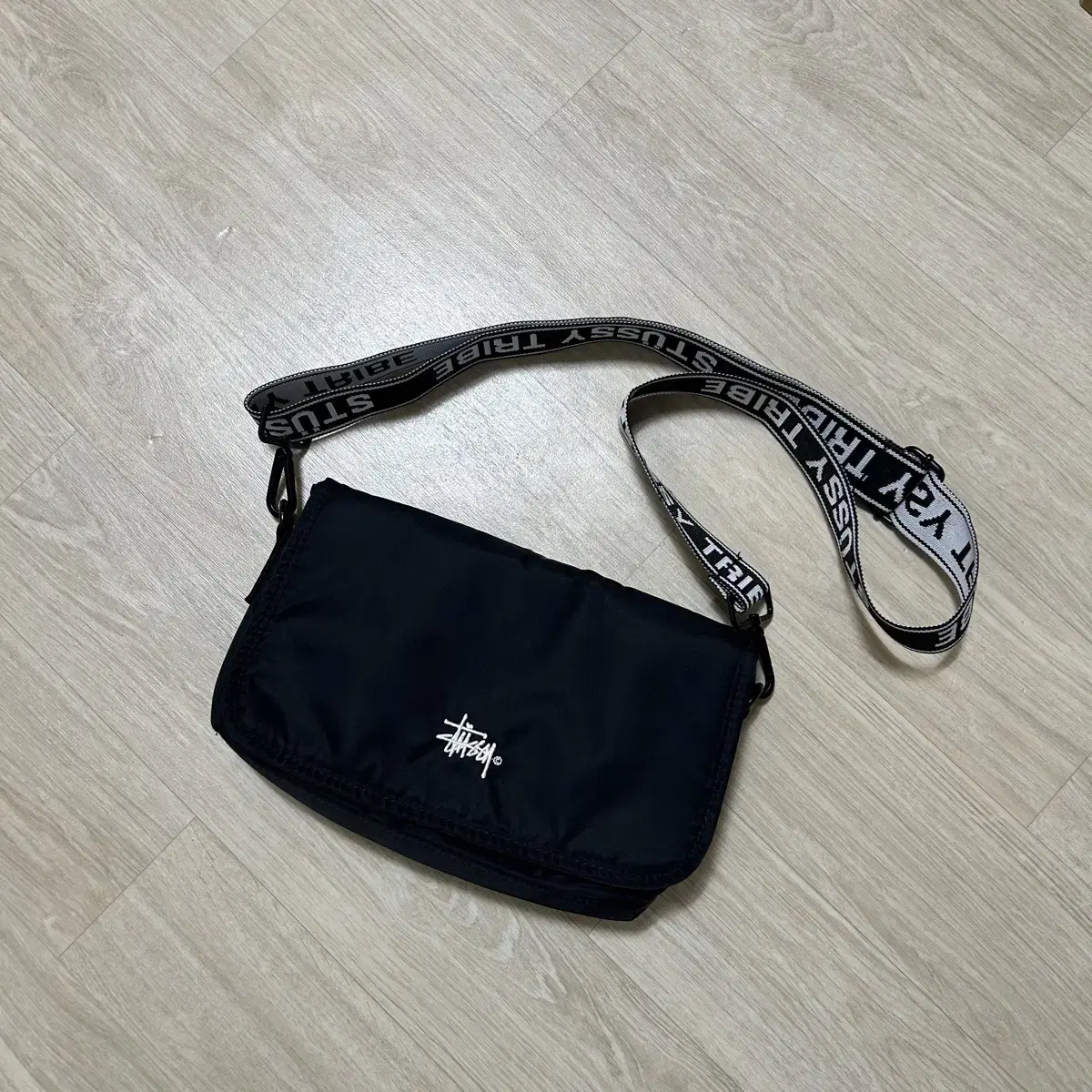 휘귀매물) 스투시 크로스백 stussy shoulder bag