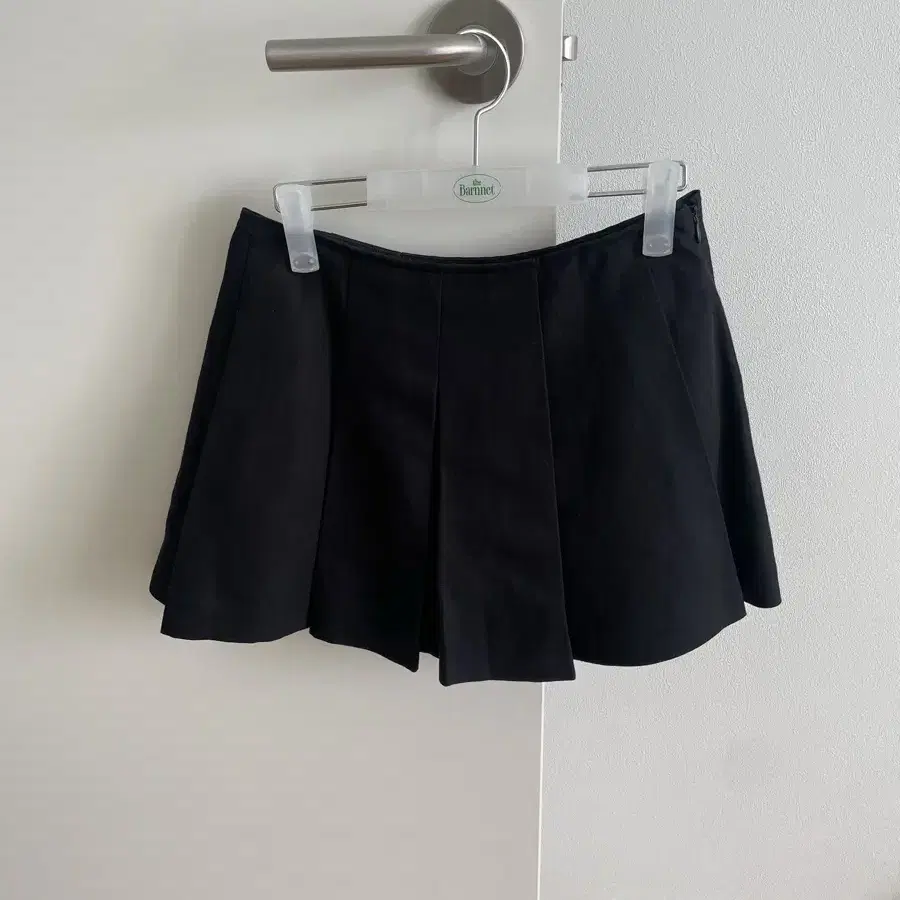 더바넷 스커트 (black blair pleated mini skirt)