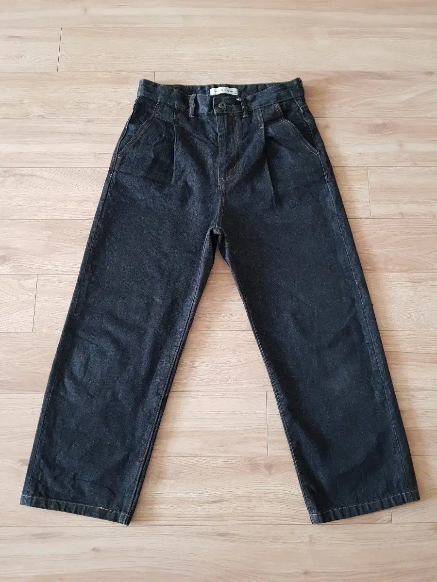 Beslow Selvedge black jeans. Baggy wide fit size 30