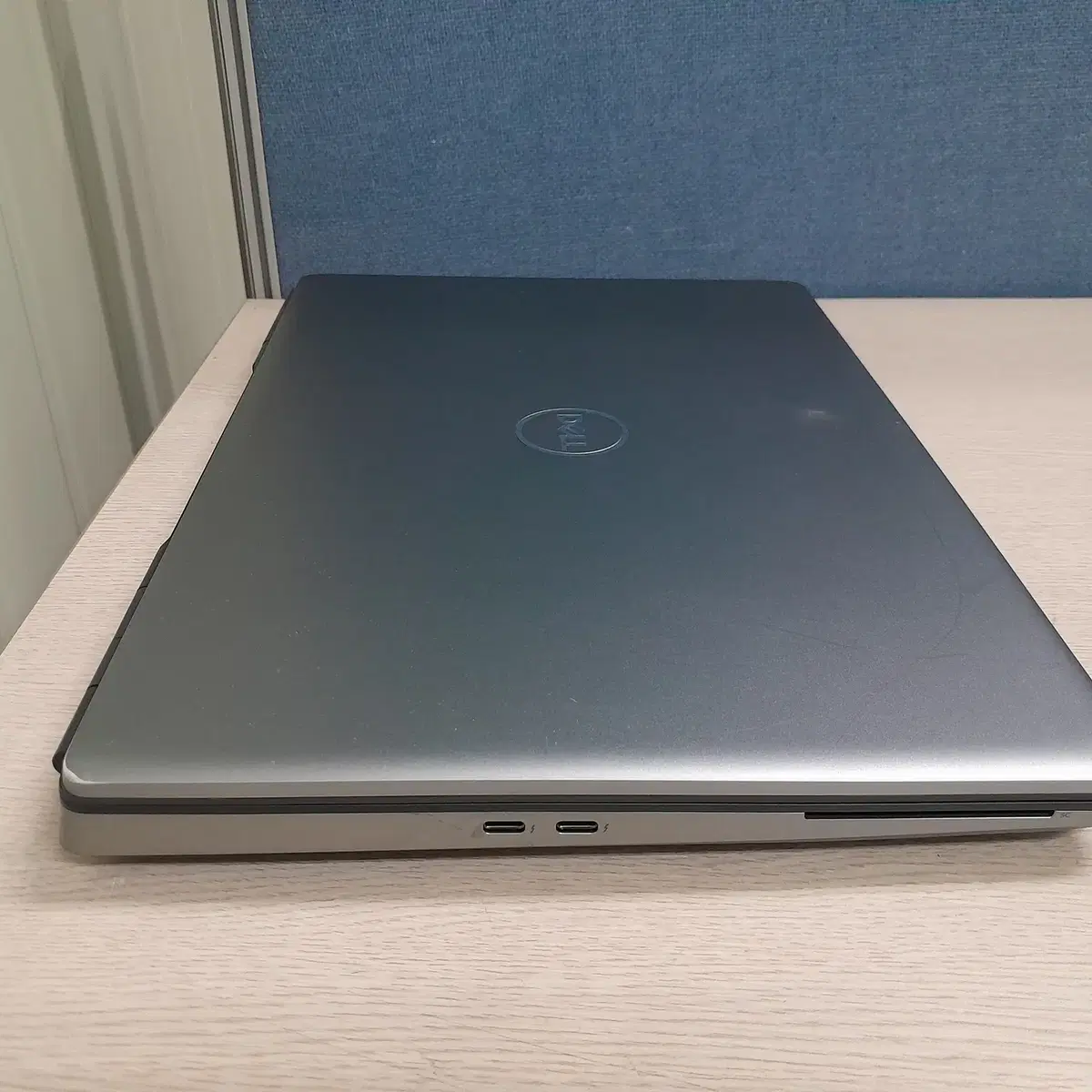 Dell Precision 7560 판매 합니다.