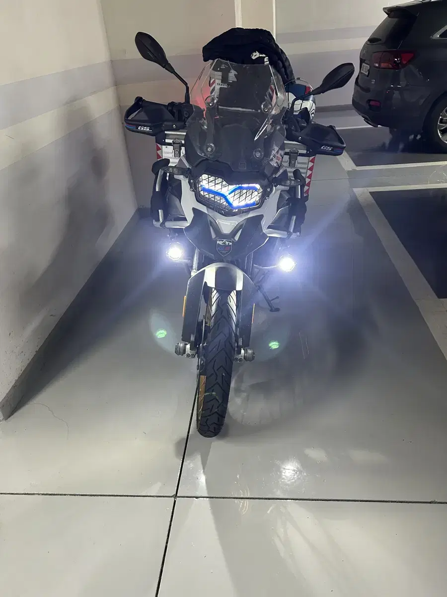 BMW F850gs