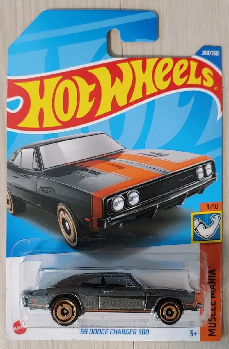 Hot Wheels '69 Dodge Charger 500