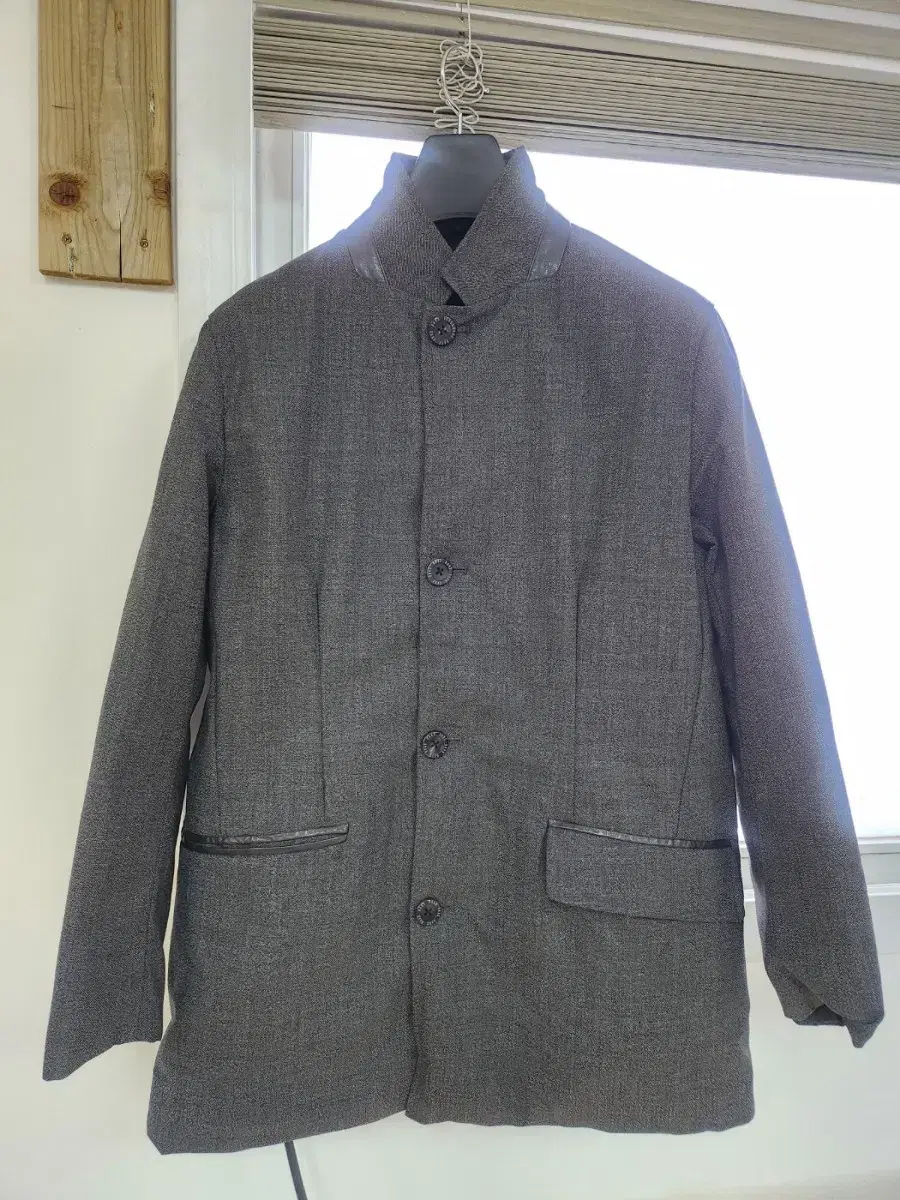 Daks Genuine Coat. Men's size 97-100