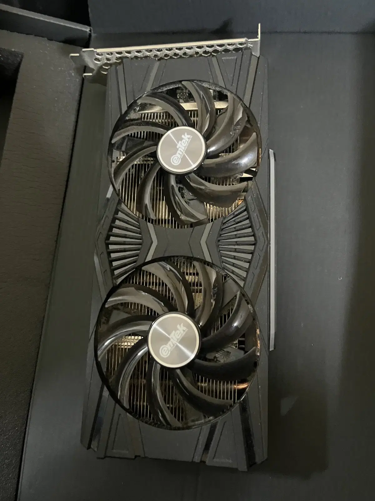 이엠텍 GTX1660s og 6g