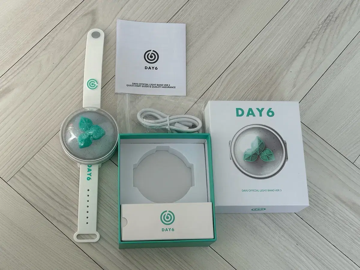 Day 6 lightstick Madewatch Full Night