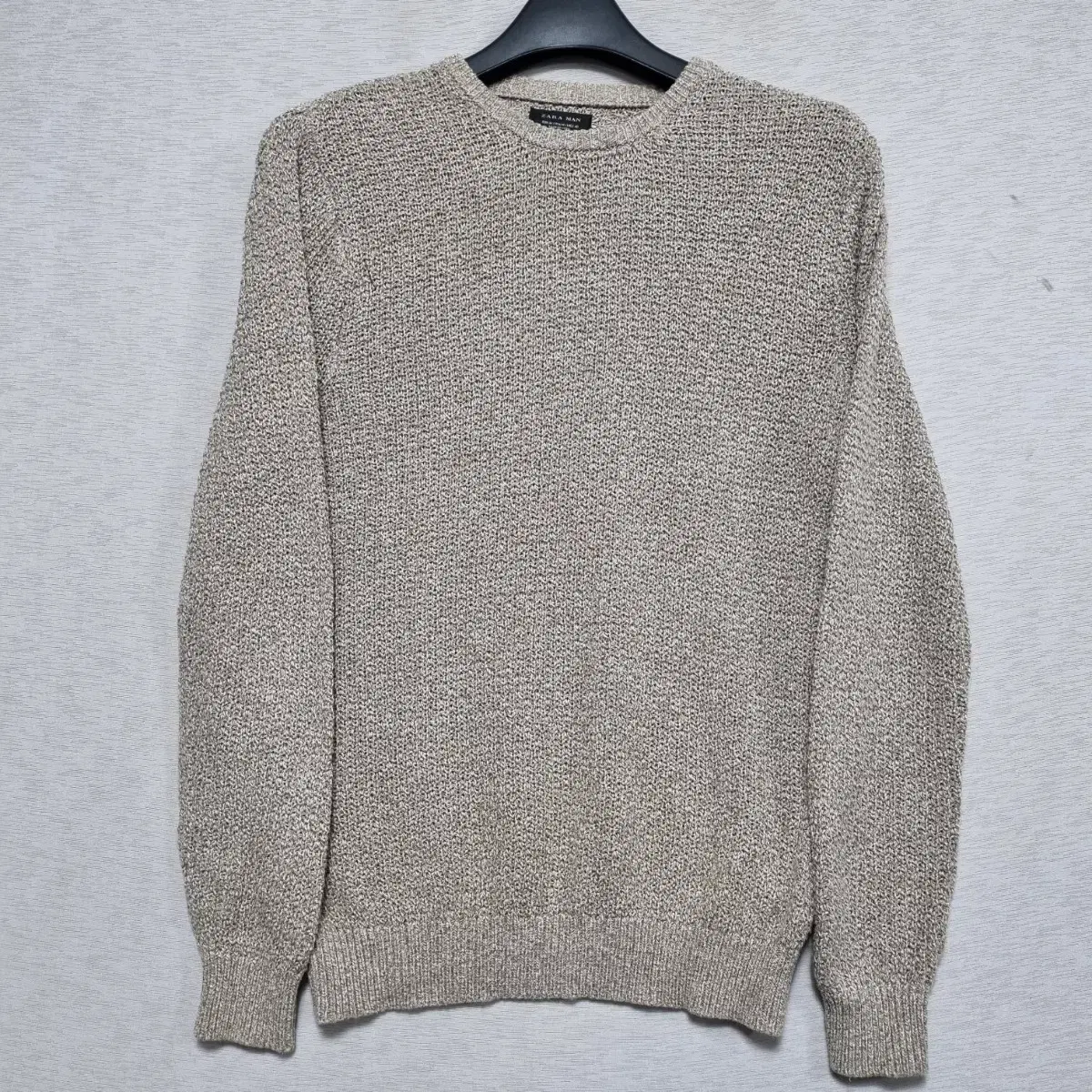 Zara Intermittent Round Knit M100ㅡ 1126