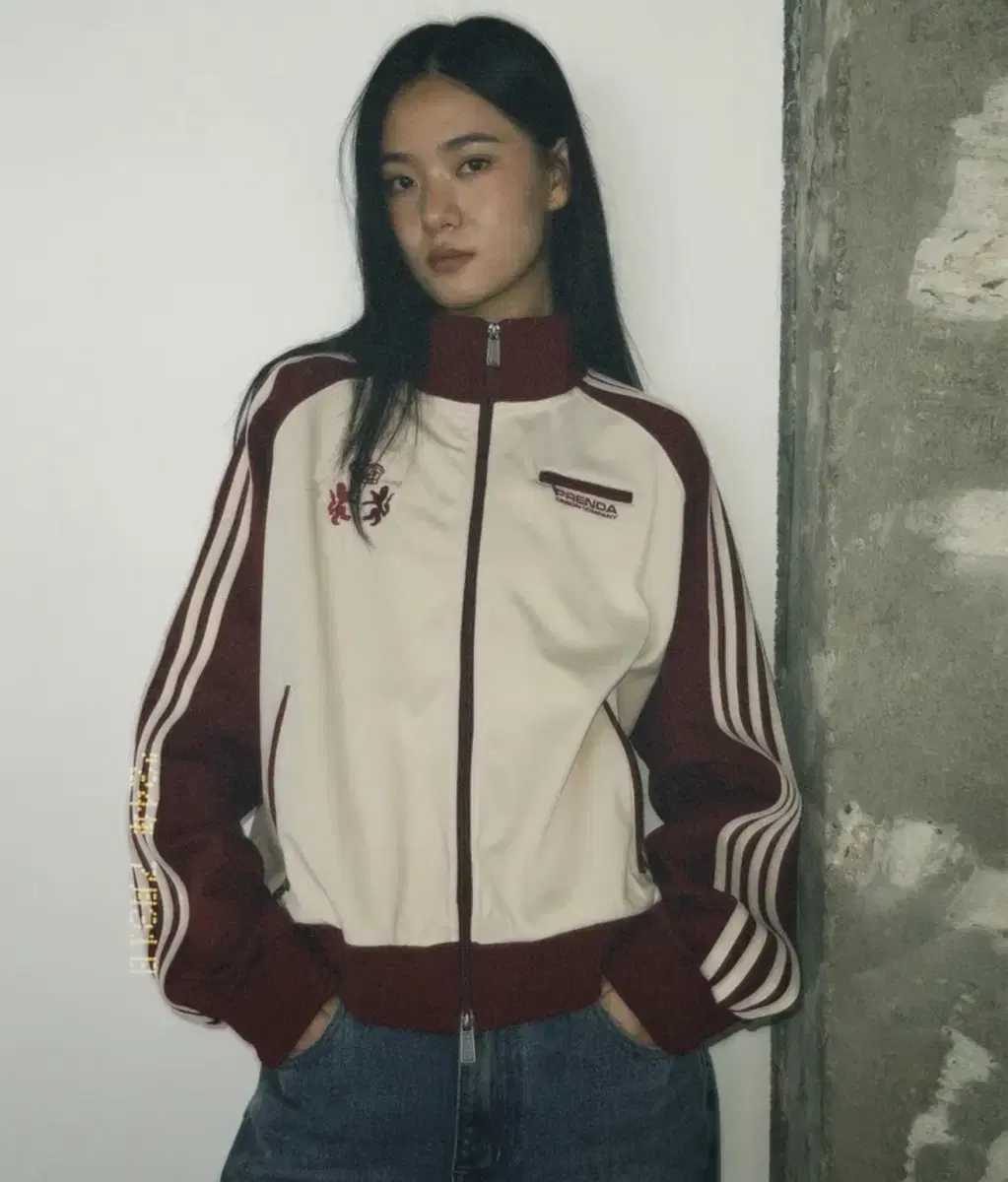 프렌다 RAGLAN TRACK JERSEY JACKET