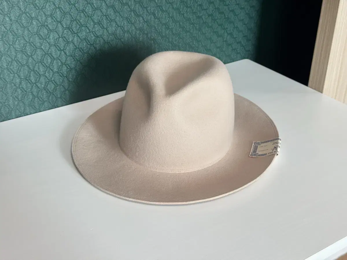 H.W.DOG&CO traveller hat