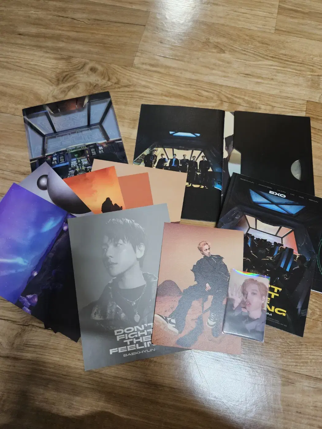 Exo DON'T FIGHT THE FEELING album bulk sells~.