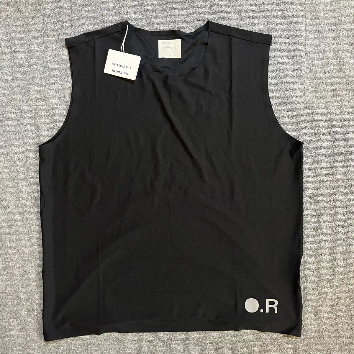 [L] Optimistic Runners Ripstop Tank Top Black