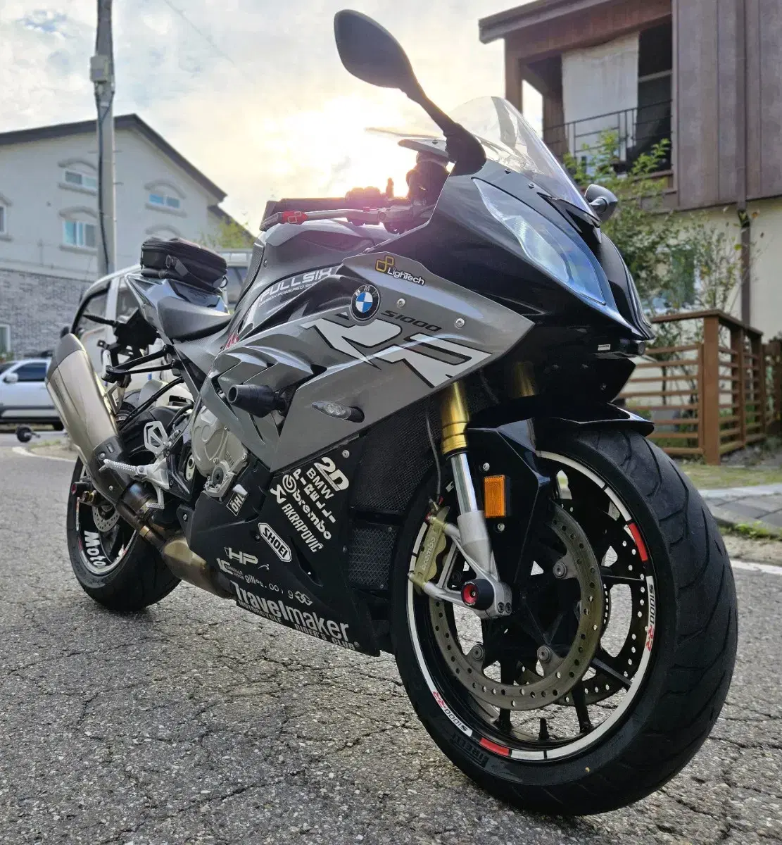 BMWS1000RR pro모델 17년식 아크라포빅  짧은키로수 판매합니다