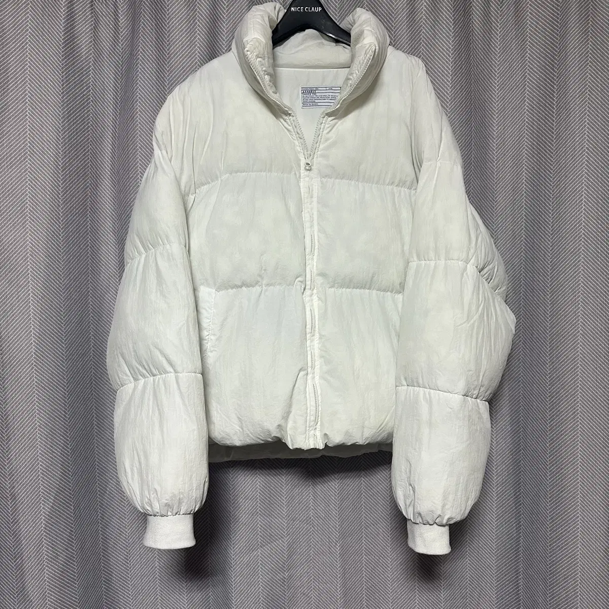 White Bubble Padding (100) Men's Size L (Boyfriend Look)