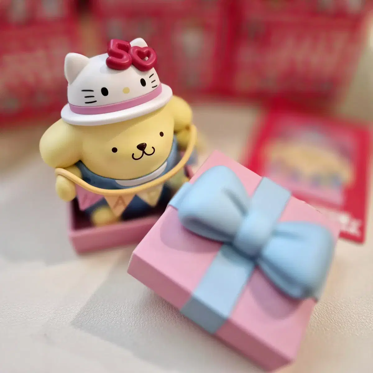 Pop Mart Sanrio Hello Kitty 50th Anniversary Series bulk sells.