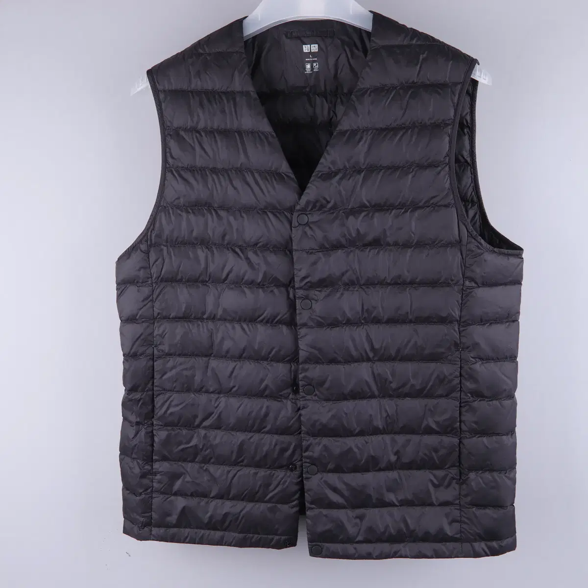 UNIQLO Lightweight padded vest (L)