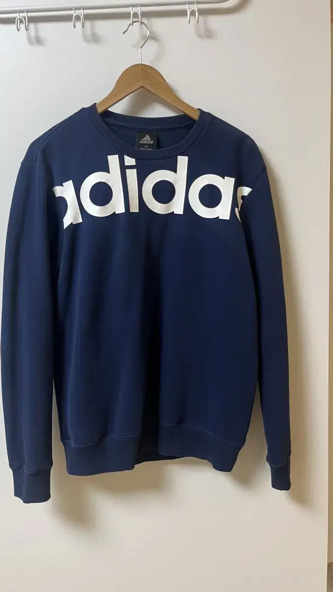 adidas Sweatshirt (Man to Man) size 100