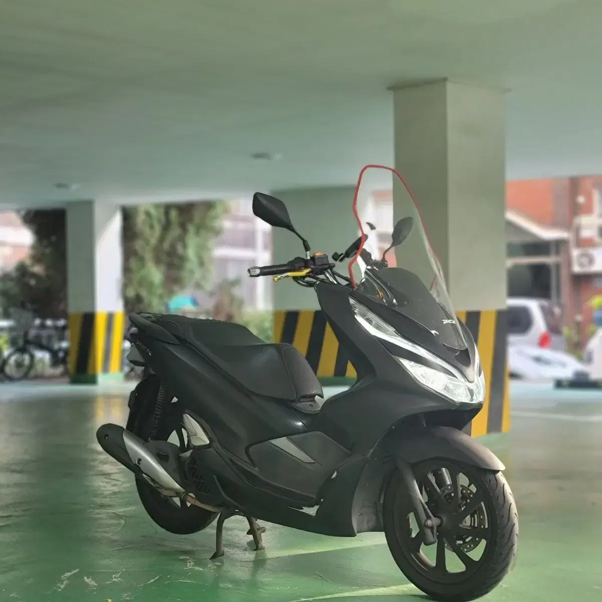 20년식 pcx125 깔끔한차량 판매합니다