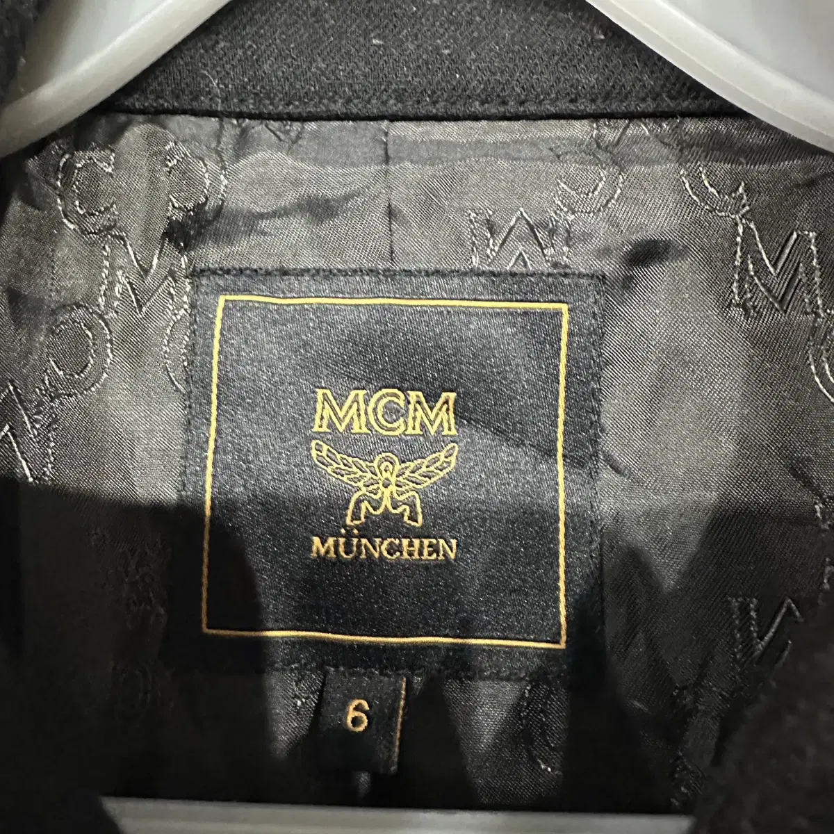 MCM 엠씨엠 코트 6size