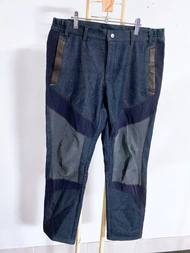 (Genuine) Kantukangimos Pants(Men's32)