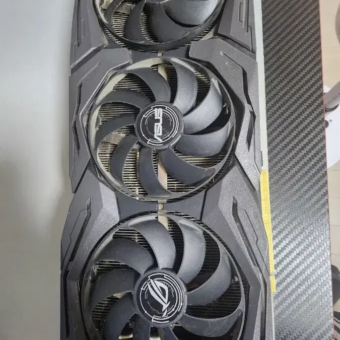 RTX 2080 SUPER 스트릭스 판매합니다