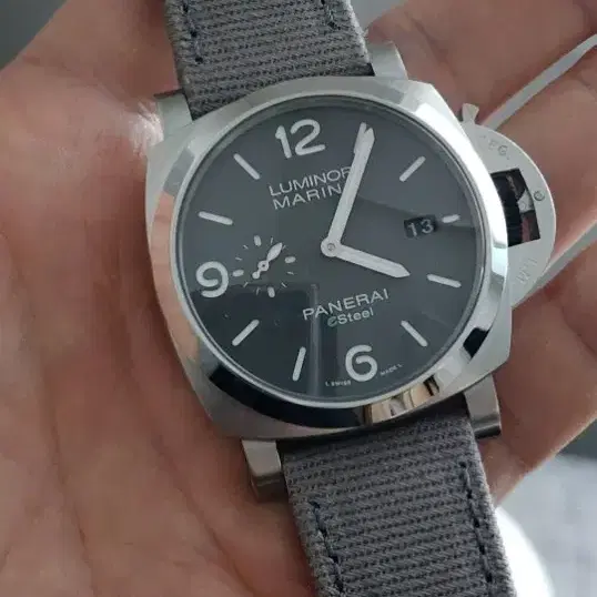 PANERAI pam01315 E-steel 오토매틱 44mm