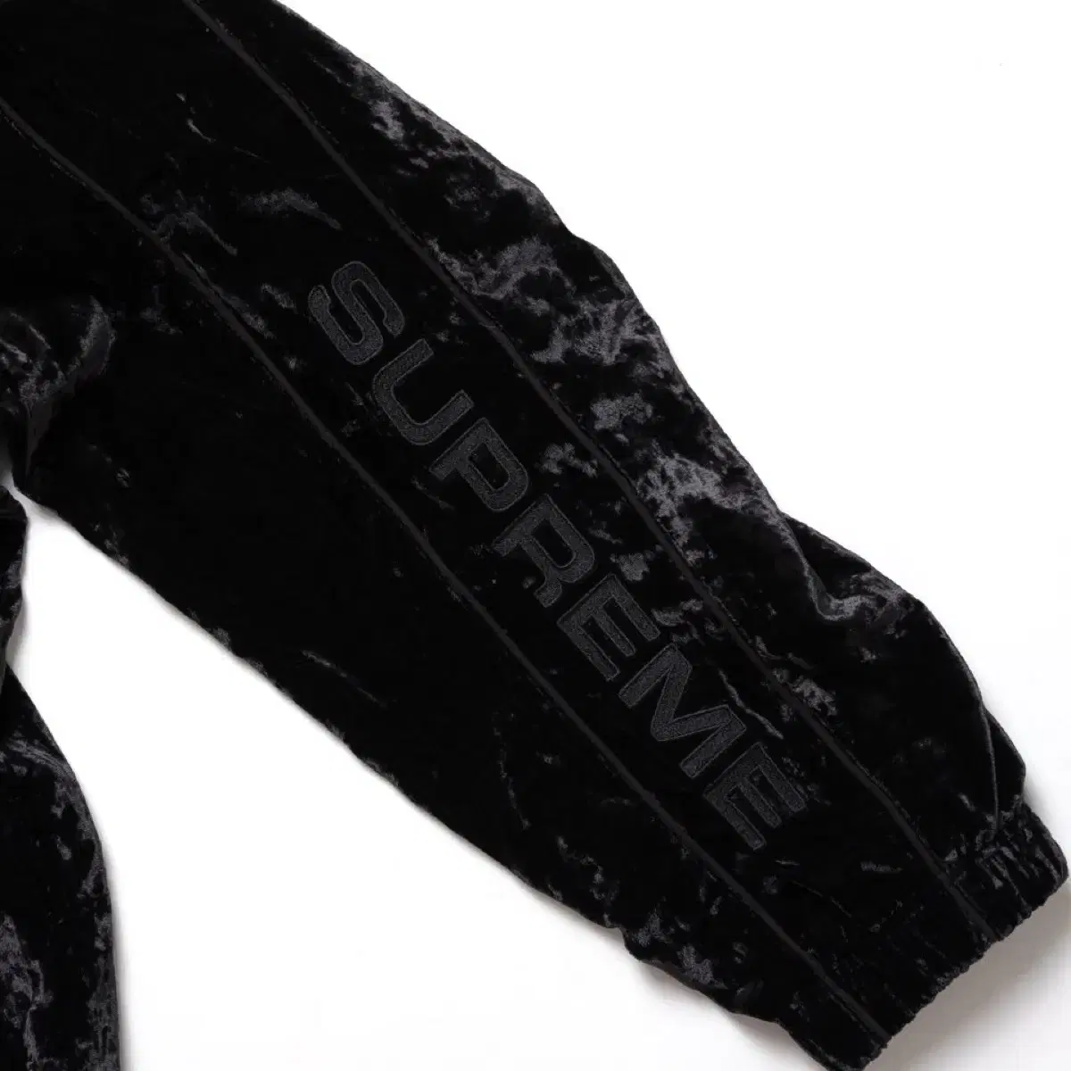 23FW Supreme e Crushed Velvet Track Jk