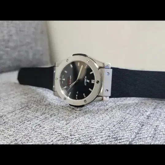 위블로 Classic fusion Automatic 42mm팝니다