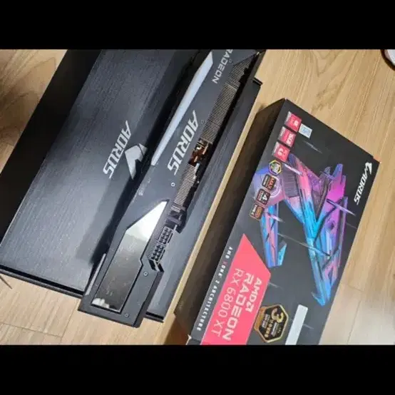 RX6800XT 어로스마스터 (보증남아있음)